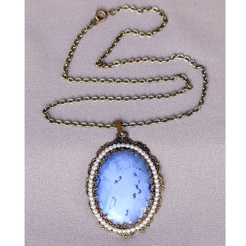 Vintage Large Filigree Cabochon? Faux Pearl Pendant and Chain